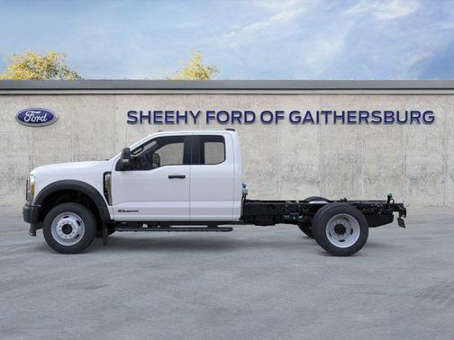 Oxford White 2026 Ford F-450 XL