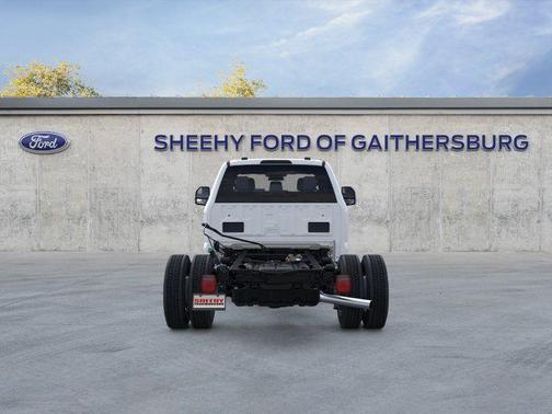 Oxford White 2026 Ford F-450 XL