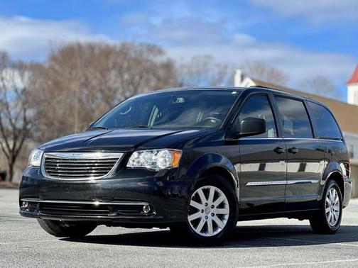 2013 Chrysler Town & Country Touring