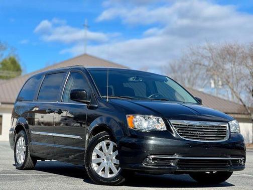 2013 Chrysler Town & Country Touring
