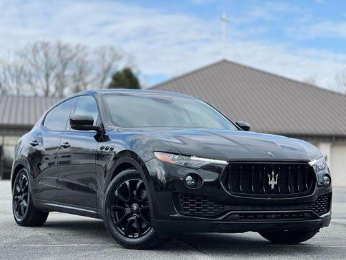 2017 Maserati Levante Base