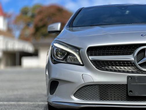 2017 Mercedes-Benz CLA 250 Base