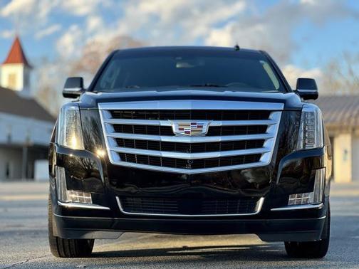 2016 Cadillac Escalade ESV Premium