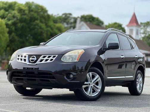 Black Amethyst Metallic 2013 Nissan Rogue SV