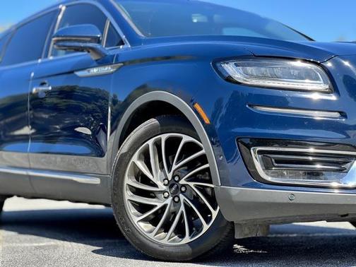 2019 Lincoln Nautilus Reserve