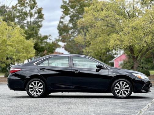 2017 Toyota Camry XLE