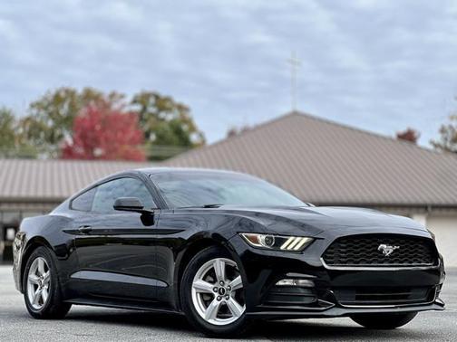 2017 Ford Mustang V6