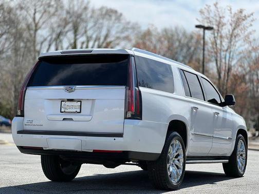 2020 Cadillac Escalade ESV Luxury