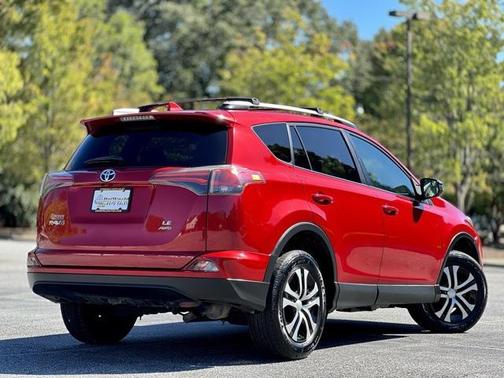 2016 Toyota RAV4 LE