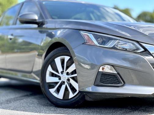 2020 Nissan Altima S FWD
