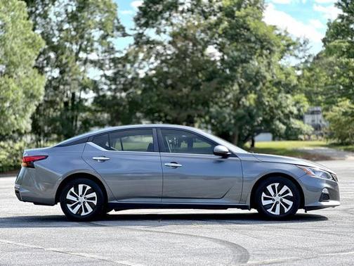 2020 Nissan Altima S FWD