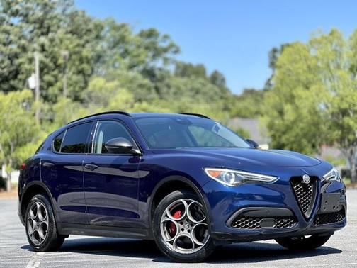 2021 Alfa Romeo Stelvio Base
