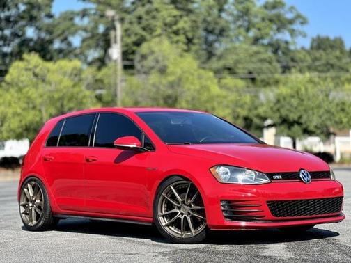 2017 Volkswagen Golf GTI 2.0T S 4-Door