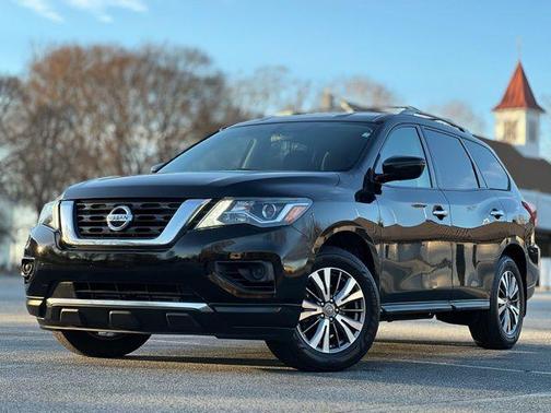 2020 Nissan Pathfinder S 4WD