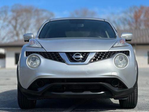 2016 Nissan Juke SV