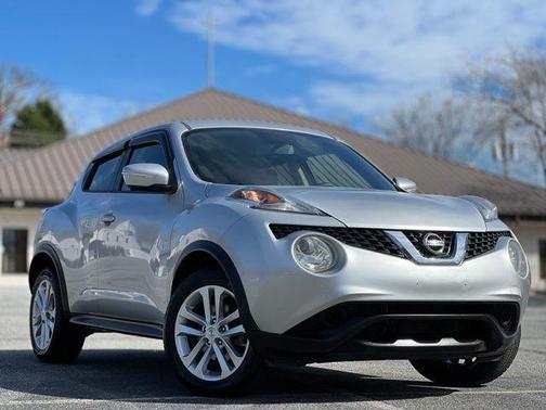 2016 Nissan Juke SV