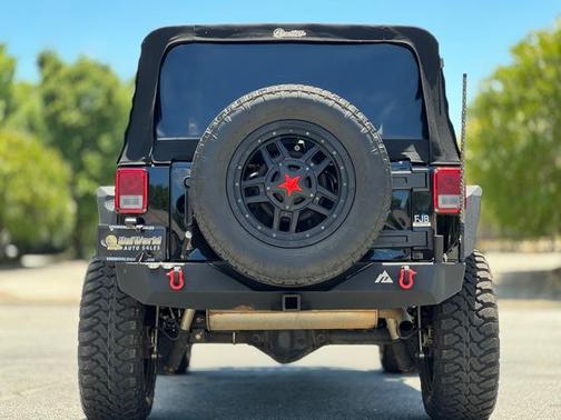 Black Clearcoat 2017 Jeep Wrangler Sahara