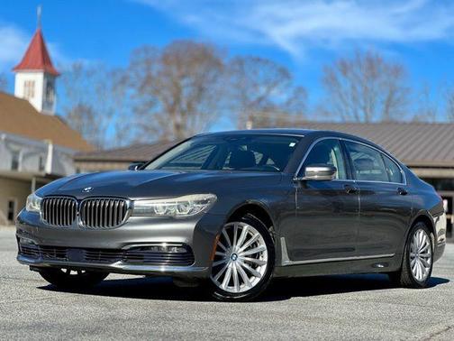 2016 BMW 740 740i