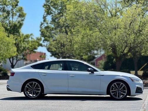 Glacier White Metallic 2019 Audi A5 45 Premium