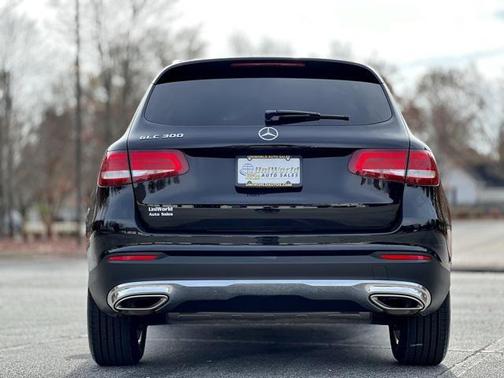 2017 Mercedes-Benz GLC 300 Base