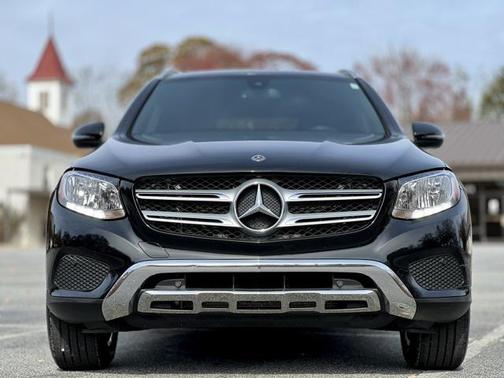 2017 Mercedes-Benz GLC 300 Base