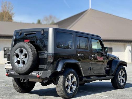2017 Jeep Wrangler Unlimited Sahara