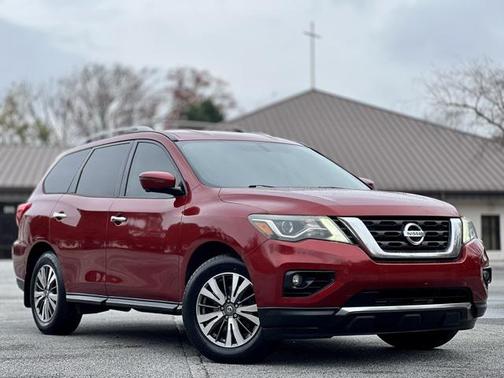 2018 Nissan Pathfinder SL