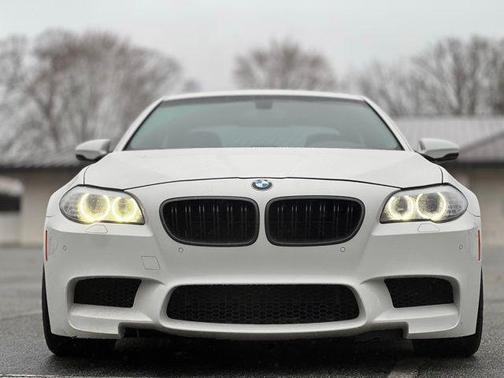 2013 BMW M5 Base
