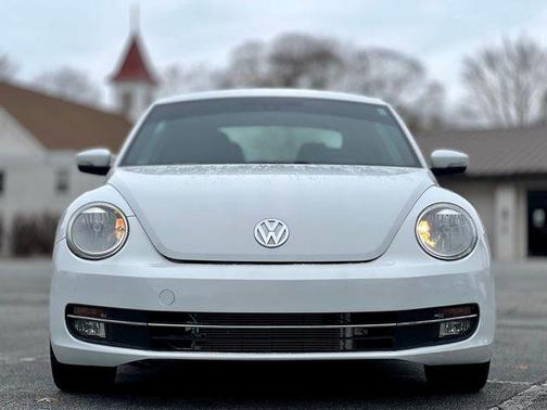 2016 Volkswagen Beetle 1.8T SE