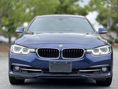 2018 BMW 330 xDrive