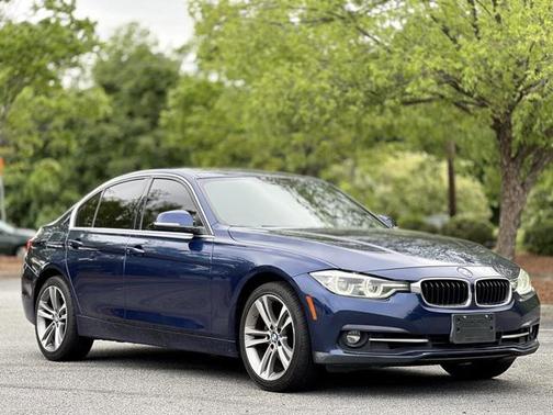 2018 BMW 330 xDrive