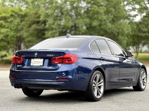 2018 BMW 330 xDrive