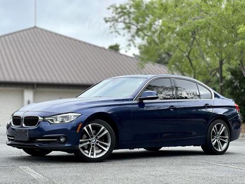 2018 BMW 330 xDrive