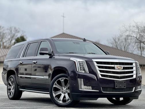 2018 Cadillac Escalade ESV Luxury