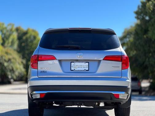 Silver 2017 Honda Pilot Touring