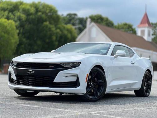 Summit White 2019 Chevrolet Camaro 1SS