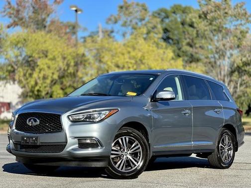 2017 INFINITI QX60 Base