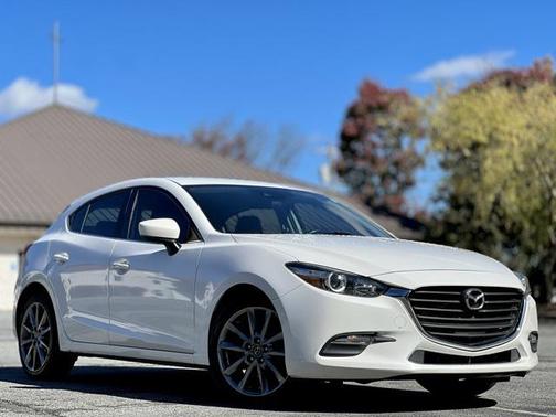2018 Mazda Mazda3 Touring