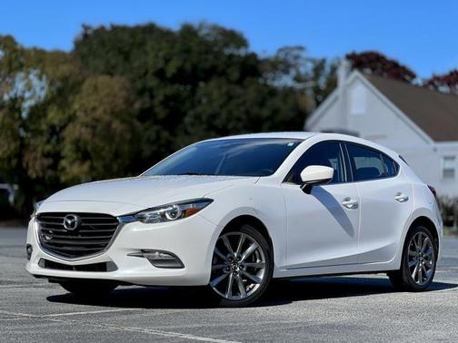 2018 Mazda Mazda3 Touring
