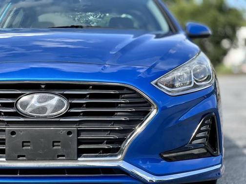 2018 Hyundai SONATA SEL