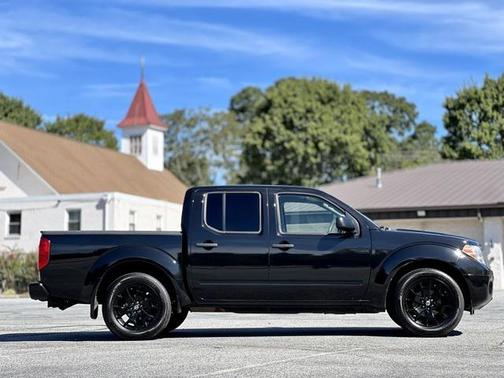 2020 Nissan Frontier SV