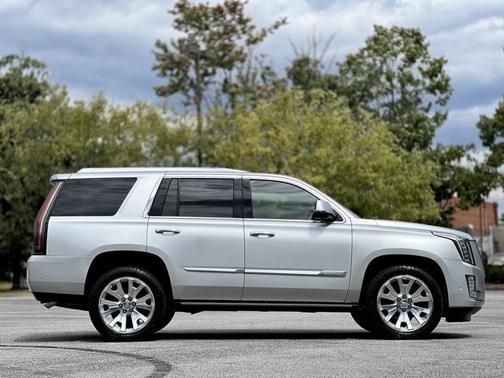 2018 Cadillac Escalade Platinum