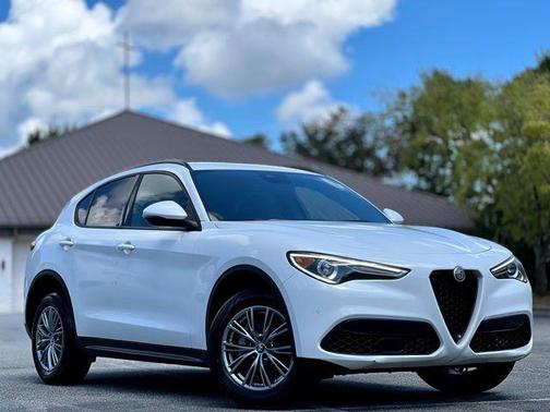 2022 Alfa Romeo Stelvio Sprint