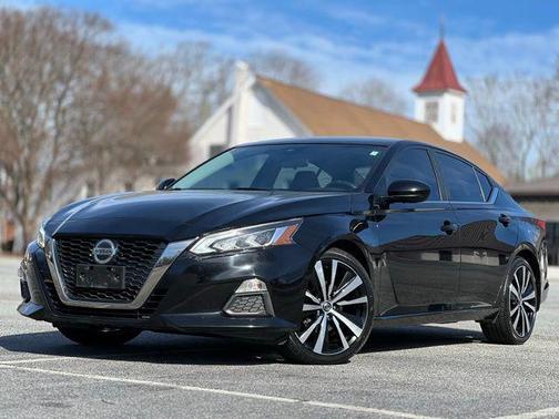 2020 Nissan Altima SR FWD