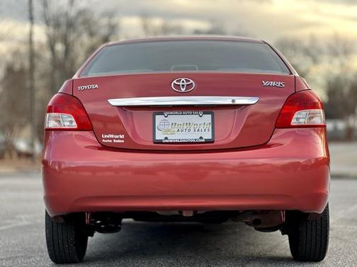 2008 Toyota Yaris Base