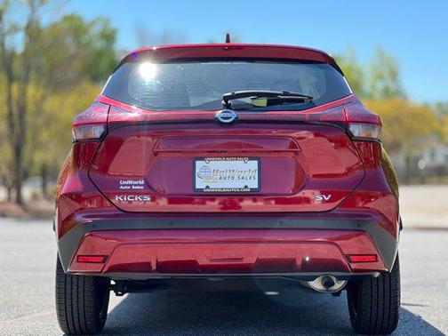 2021 Nissan Kicks SV