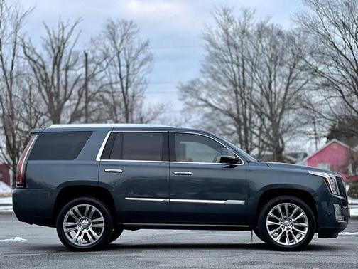 2019 Cadillac Escalade Premium Luxury