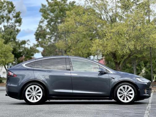 2017 Tesla Model X 75D