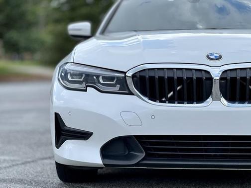 2021 BMW 330 xDrive