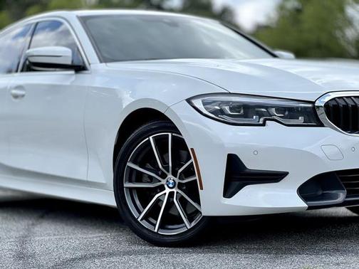 2021 BMW 330 xDrive